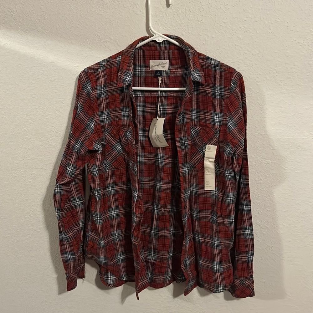 Red plaid buttoned shirt